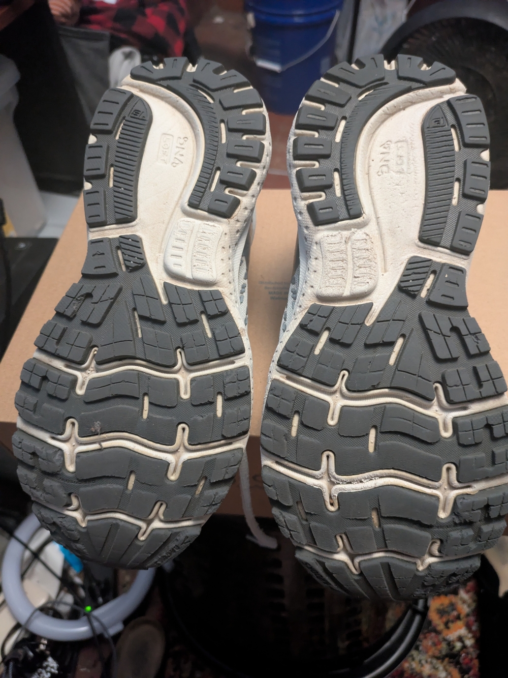 Brooks Women's Ghost 13 Running Shoes — Light Gray with Orange Logo - Picture 5 of 5